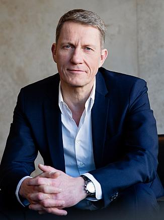 Dr. Bernd Nauen 